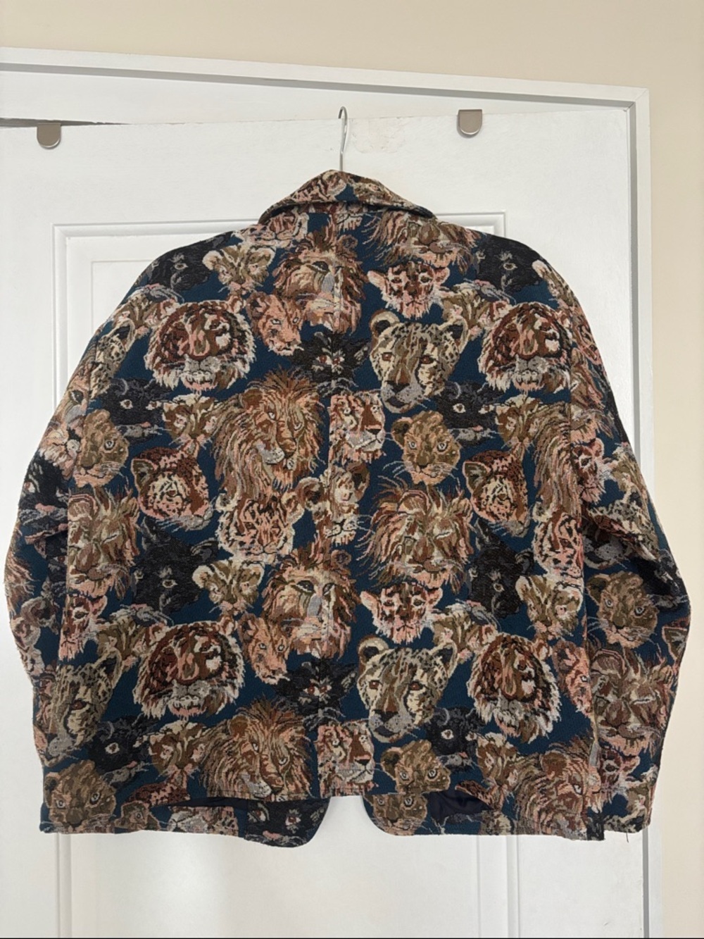 Japanese Vintage Big Cat Jacket - Picture 3 of 7